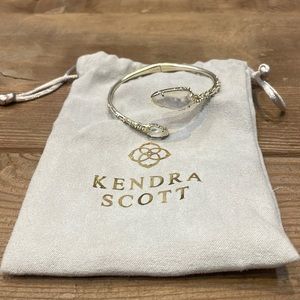 Kendra Scott bracelet